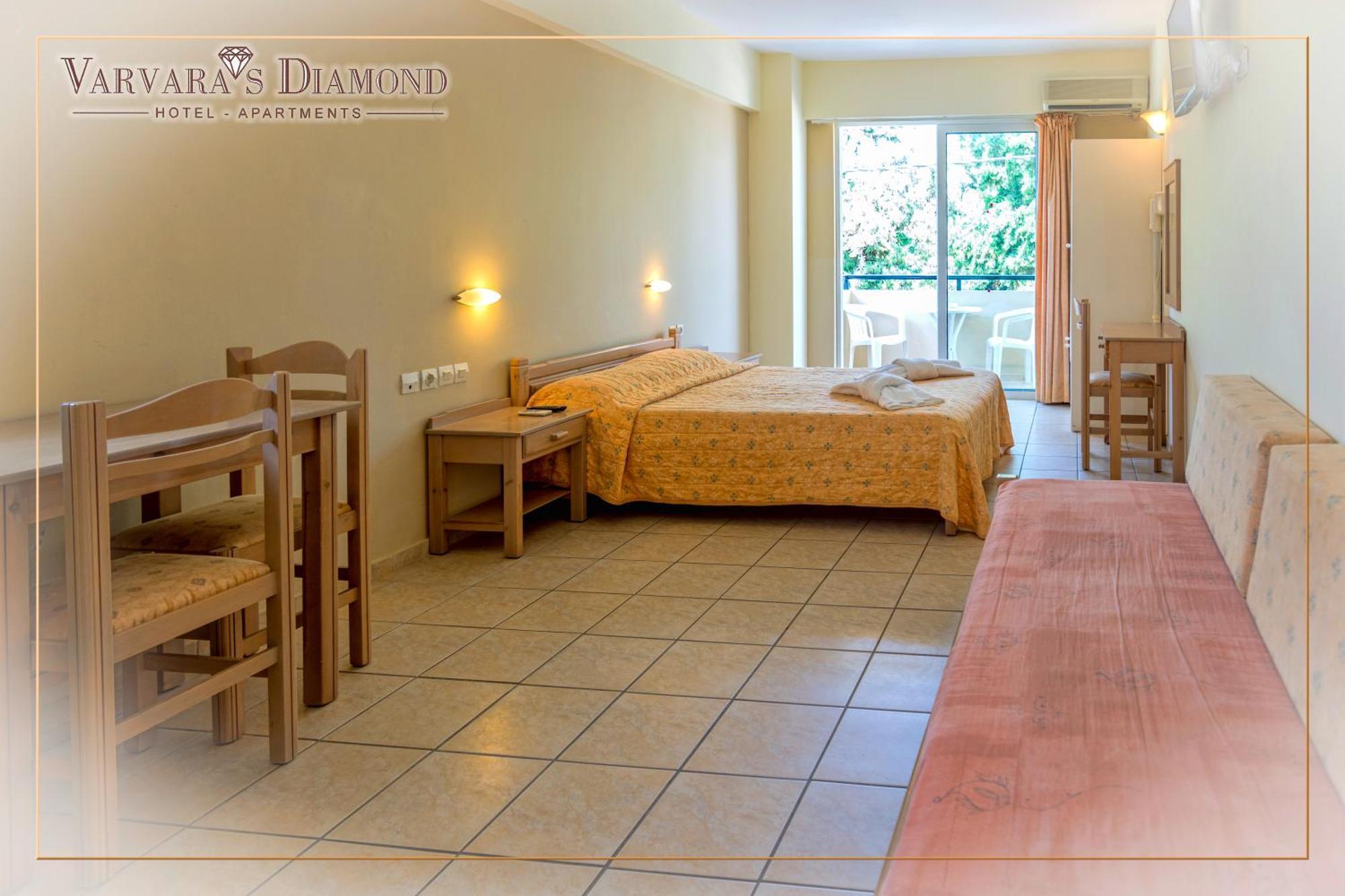 Varvaras Diamond Hotel Platanes  Rum bild